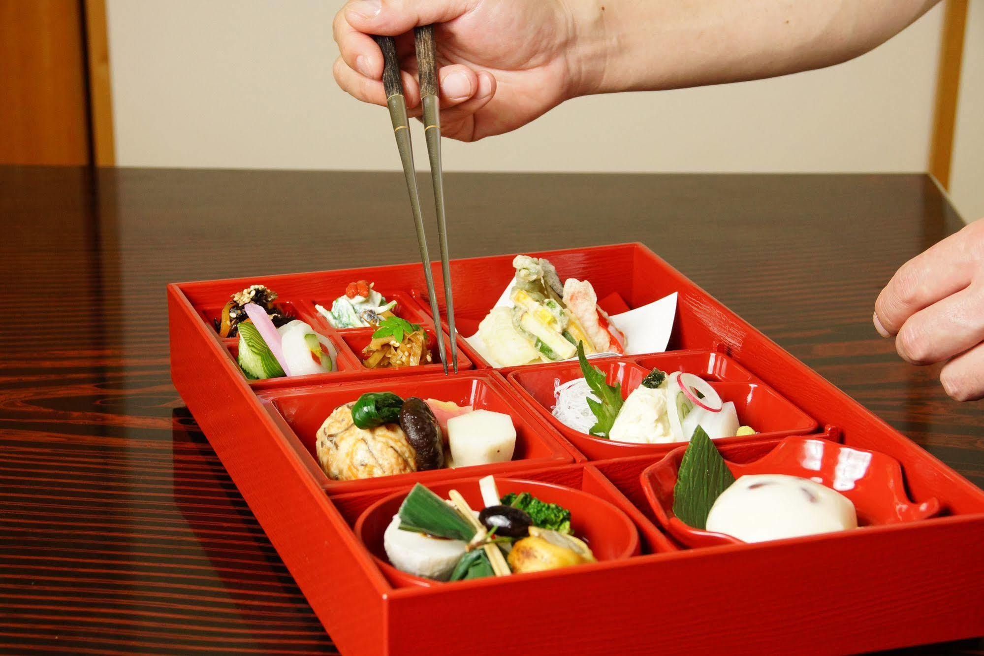 Waqoo Shitaderamachi 4* Ōsaka